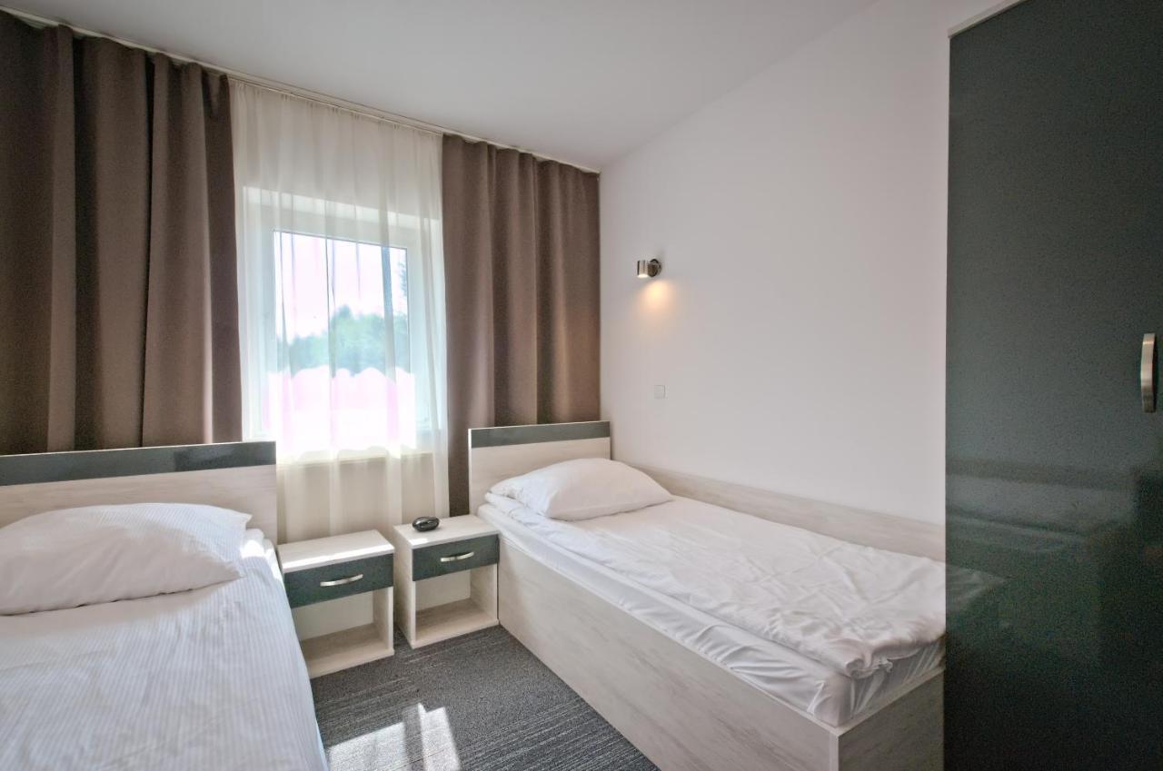 Hotel Sezam Крачкова Екстериор снимка