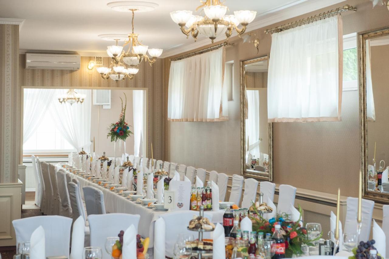 Hotel Sezam Крачкова Екстериор снимка